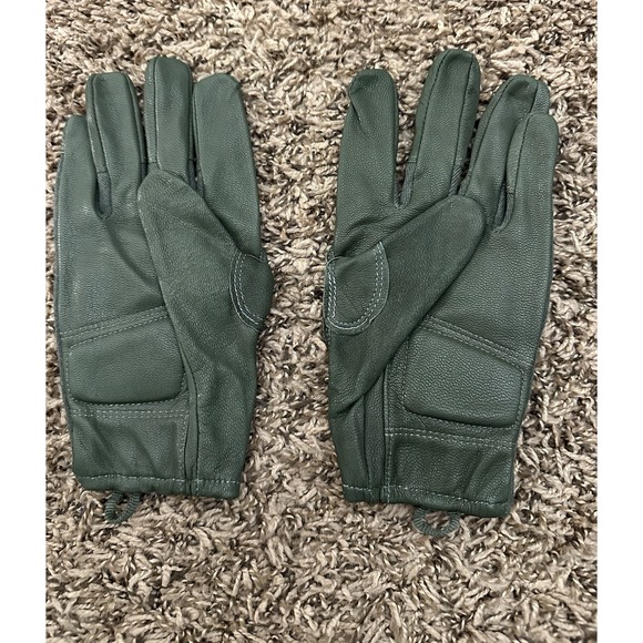 Other - US Army Combat Gloves Type II Capacitive Green NSN 8415-01-6018-150 Size Medium